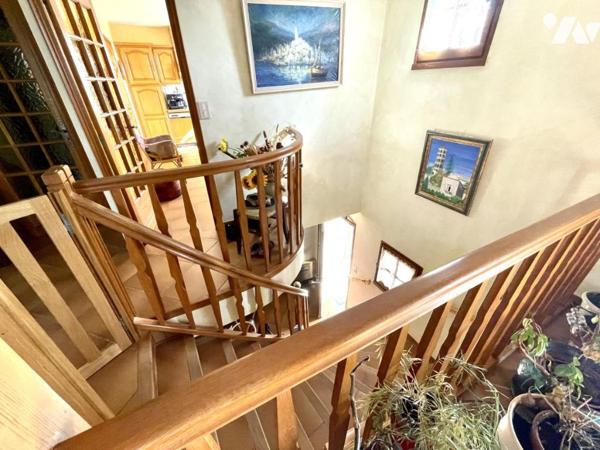 À VENDRE – MAISON DE QUALITE AVEC VUE DEGAGEE - SAINT CHELY D'APCHER 