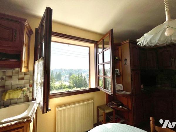 À VENDRE – MAISON DE QUALITE AVEC VUE DEGAGEE - SAINT CHELY D'APCHER 