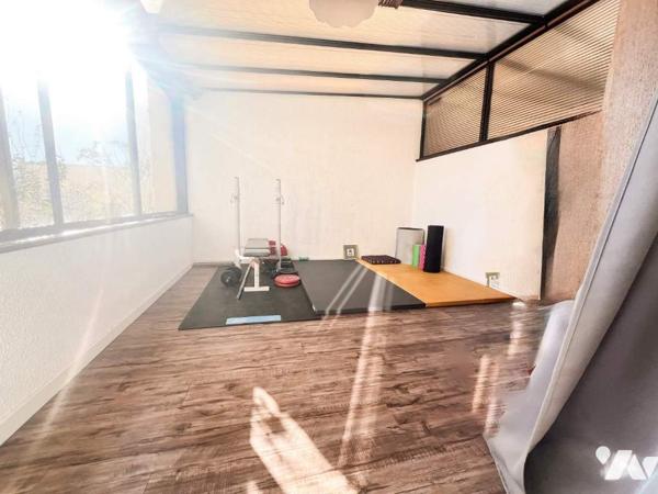 GAP SUD  TRES AGREABLE DUPLEX T4 AVEC  GRANDES TERRASSES   GARAGE ET CAVE