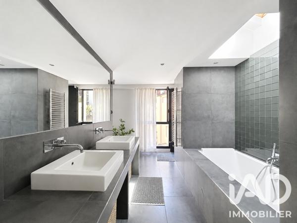 Maison à vendre 7 pièces 143,15 m² Paris 13