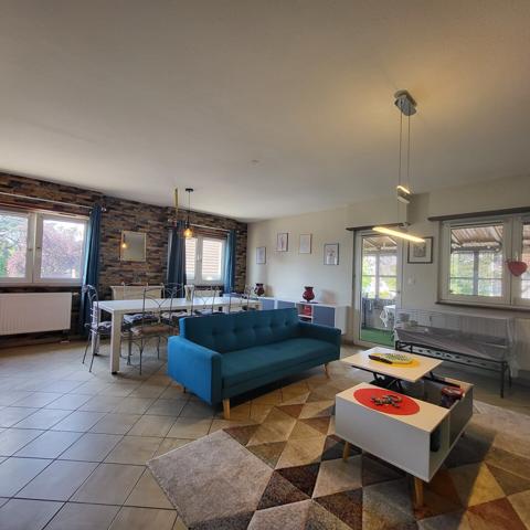 Appartement / Maison Atypique – 126 m² - 2 chambres - 4 garages