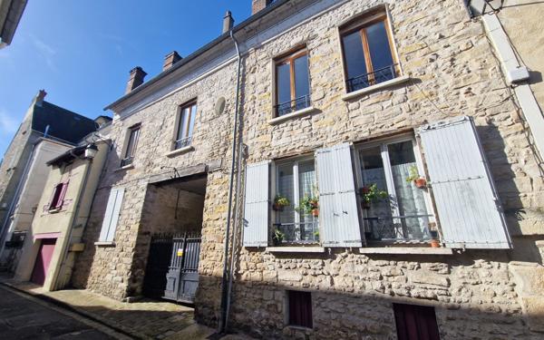 Appartement à vendre    1 pièce •  Moret-sur-Loing