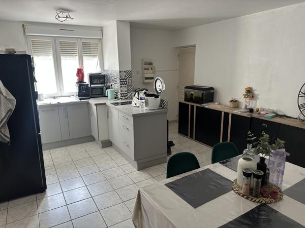 Appartement T3 RDC, Cour-Cheverny