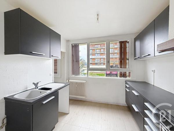 Appartement F3 à vendre  3 pièces - 64,30 m2 SENS - 89