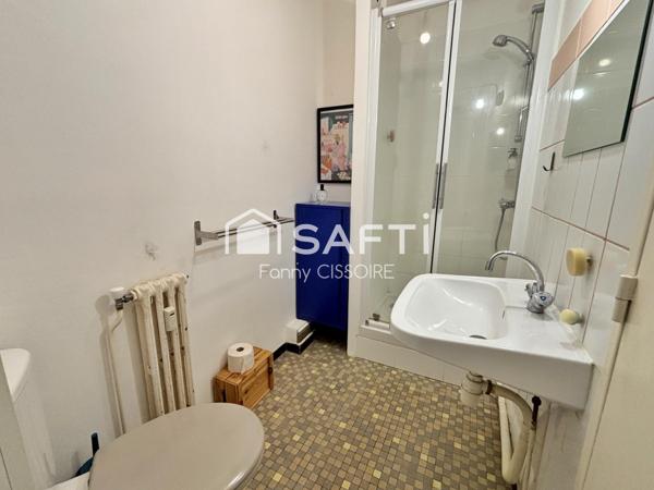 T2 lumineux avec balcon et ascenseur