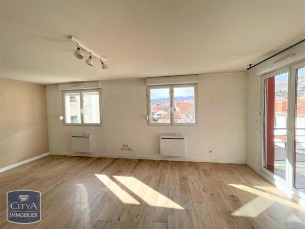 Appartement à louer 3 pièces 61.65m²