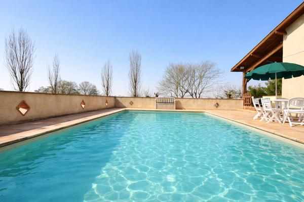 Montricoux (82800) Maison traditionnelle 170 m² avec piscine – 4 chambres – Terrain 3 600 m² – Campagne de Montricoux