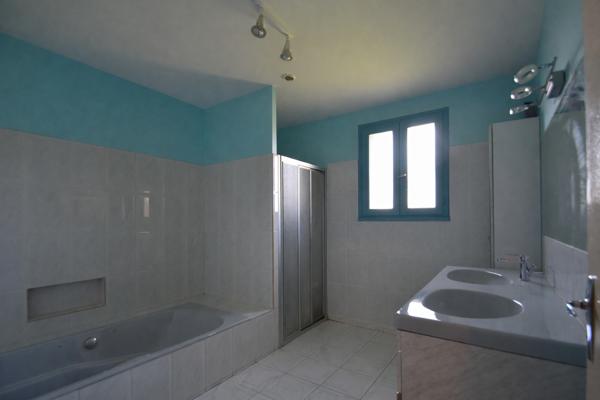 Montricoux (82800) Maison traditionnelle 170 m² avec piscine – 4 chambres – Terrain 3 600 m² – Campagne de Montricoux