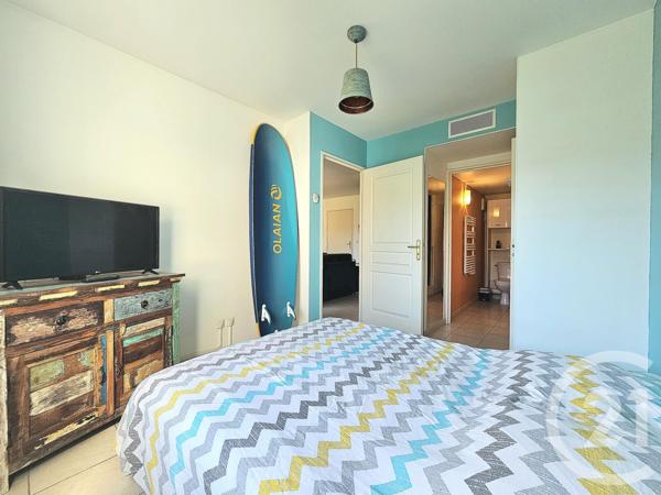Appartement T2 à vendre  2 pièces - 34,74 m2 SIX FOURS LES PLAGES - 83