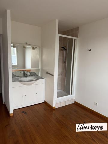 IMMEUBLE DE RAPPORT 3 appartements F3 bonne rentabilité