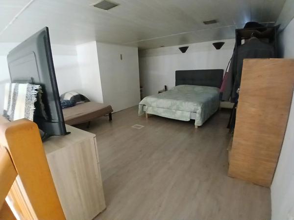 Pignans : Villa dominante de 238 m² avec vue panoramique et fort potentiel de rendement