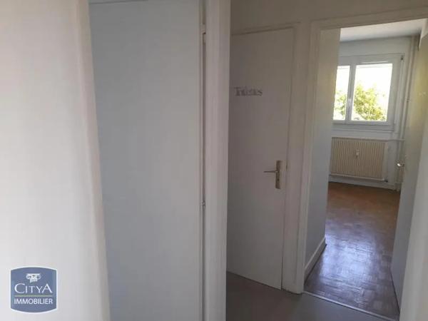 Appartement à louer 3 pièces 65.26m² Mâcon (71000)