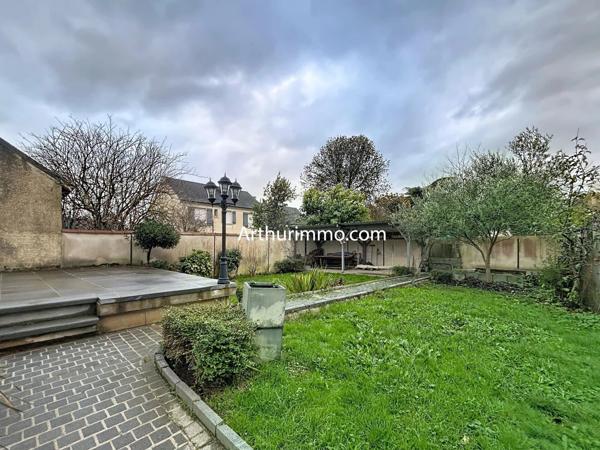 Vente Maison 6 pièces à Grisy-Suisnes