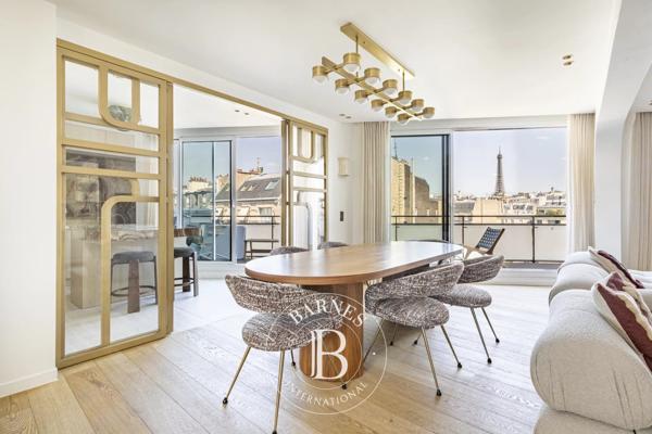 Paris 16ème, Appartement 2 Chambres -  100 m² à vendre