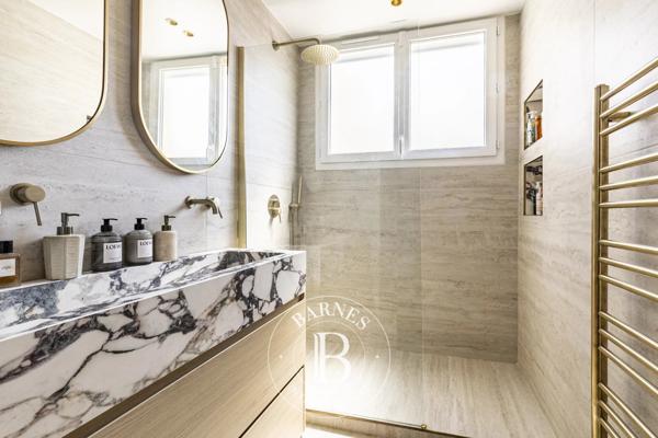 Paris 16ème, Appartement 2 Chambres -  100 m² à vendre