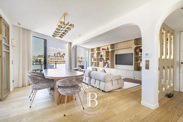 Paris 16ème, Appartement 2 Chambres -  100 m² à vendre