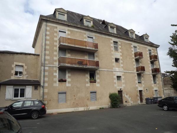 POITIERS -  Proximité Palais de Justice STUDIO de 26 m² avec parking