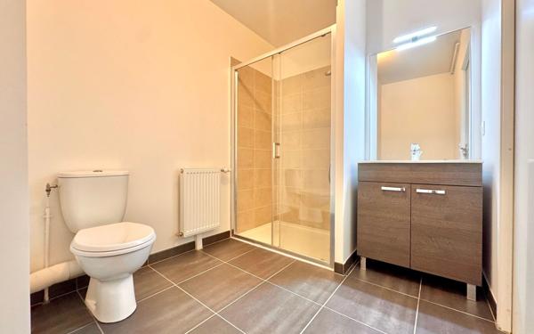 Appartement à vendre    3 pièces • 67,65 m2 Le Mesnil-Esnard