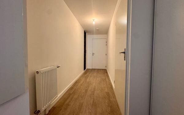 Appartement à vendre    3 pièces • 67,65 m2 Le Mesnil-Esnard