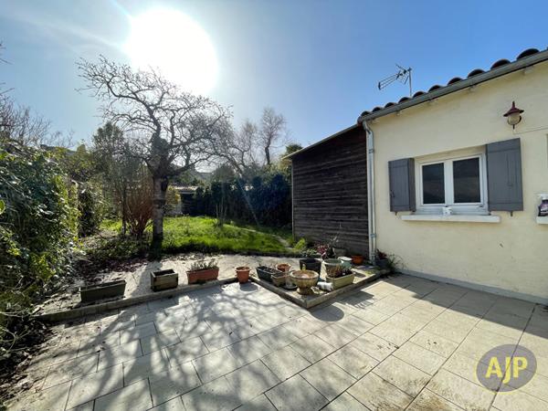 Vente maison Saintes : 232 000 € - AJP Immobilier Saintes