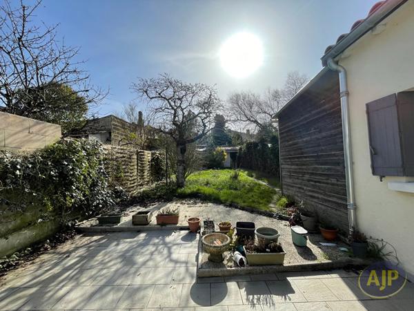 Vente maison Saintes : 232 000 € - AJP Immobilier Saintes