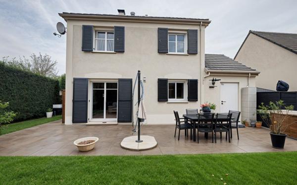Maison à vendre    4 pièces • 82 m2 Bailly-Romainvilliers