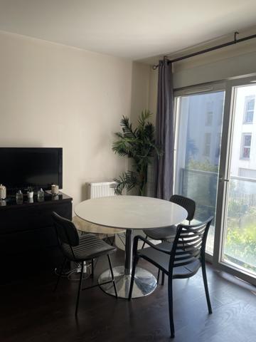 Cergy (95000) Studio en étage-Immeuble récent