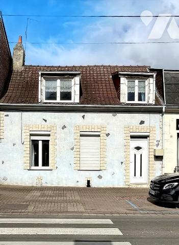 MAISON DE VILLE A RENOVER