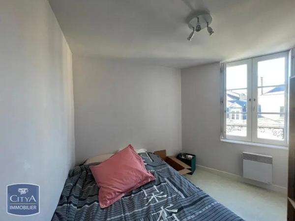 Appartement à louer 1 pièce 24.91m² Laval (53000)