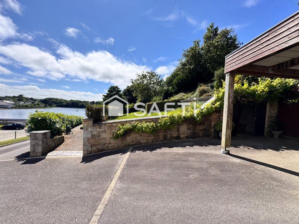 Maison 4 chambres avec garage, atelier, carport, poulailler