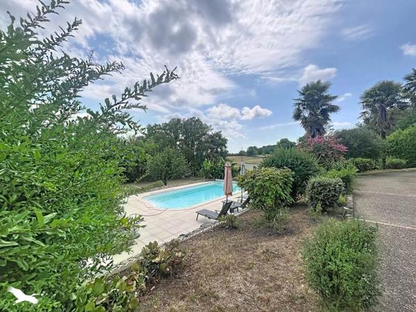 Maison à vendre 276 120 € Thiviers 4 p 152 m² DPE D