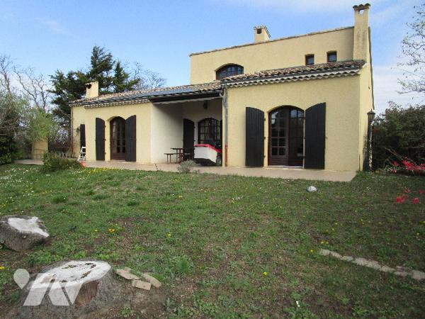 DANS UN JOLI COIN DE VERDURE !!!