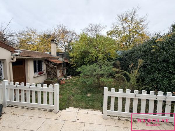 Maison
                                                                                                                                                                                                                                                                                                                        5 pièce(s)                                                                                                                                                                                                          3 chambre(s)                                                                                                                                                                                                          148.46  m²
