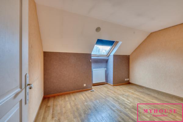 Maison
                                                                                                                                                                                                                                                                                                                        5 pièce(s)                                                                                                                                                                                                          3 chambre(s)                                                                                                                                                                                                          148.46  m²