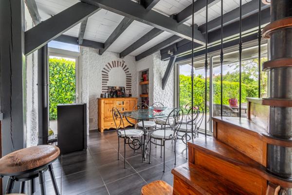 Maison Cestas Gazinet-  7pièces - 143m2 - Jardin et Piscine