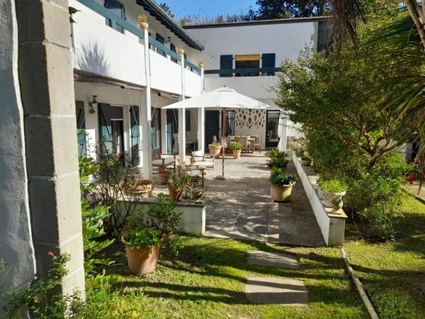 Maison à vendre 9 pièces BIDART (64)