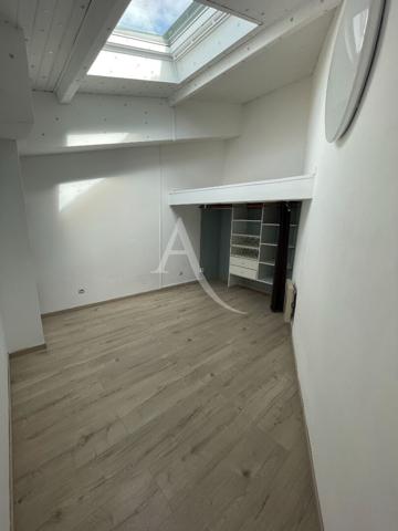 Appartement de type T4 avec Balcon - Saintes Rive Gauche