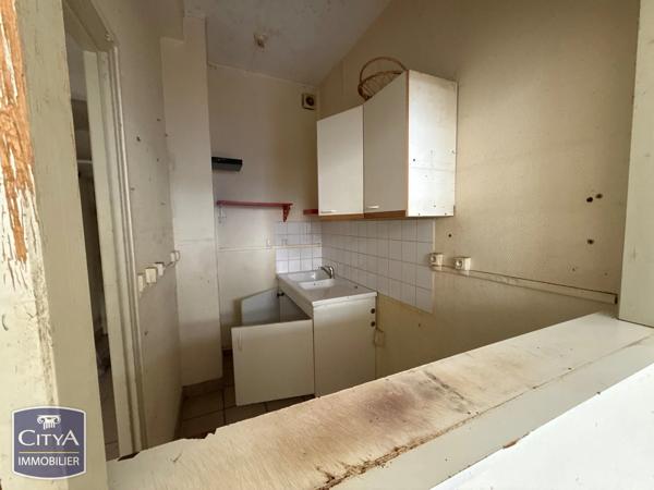 Appartement à vendre 4 pièces 40.6m² Châtellerault (86100)