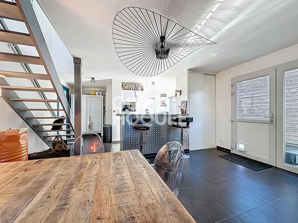 Maison 5 pièce(s) 110 m2 SAINT-CONTEST