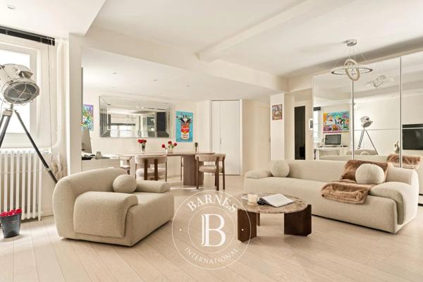 Paris 8ème, Appartement 1 Chambre -  67 m² à vendre