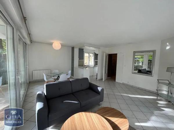 Appartement à louer 2 pièces 54.43m²