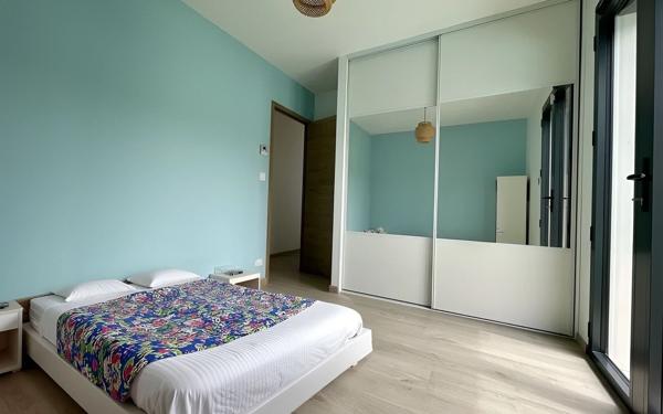 Maison à vendre    7 pièces •  Nîmes