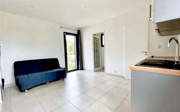 Maison à vendre    7 pièces •  Nîmes