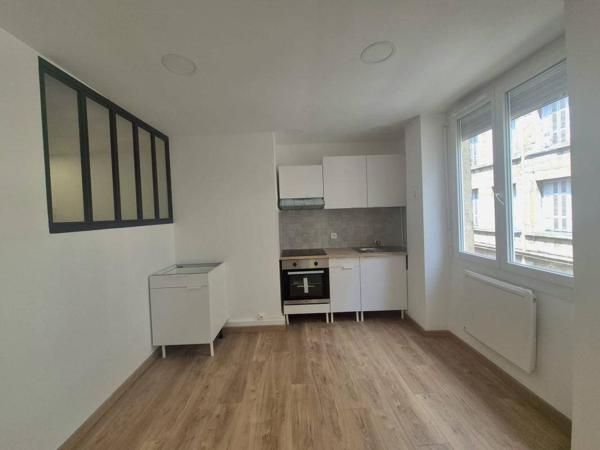 Appartement 2 pièces                                        - 42000 Saint-Étienne Réf : 12202