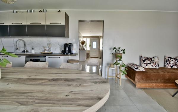 Vente Maison Réf : Lys blanc rénové(e) Cholet   