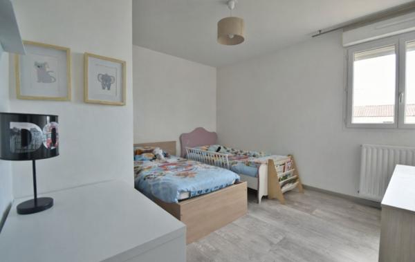 Vente Maison Réf : Lys blanc rénové(e) Cholet   