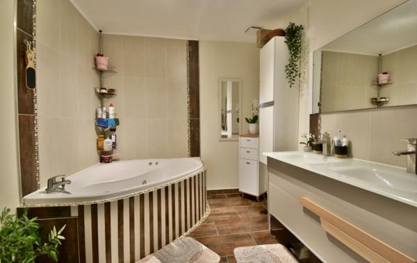 Vente Maison Réf : Lys blanc rénové(e) Cholet   