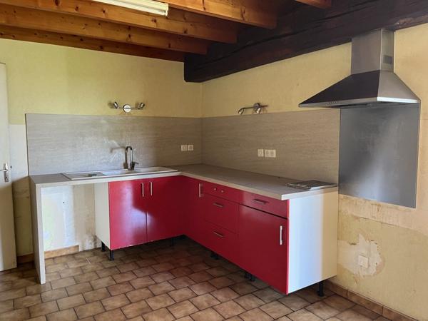 Maison à vendre |                                       Chalais |                                        5 pièces  |  105 m²