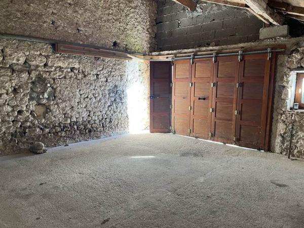 Maison à vendre |                                       Chalais |                                        5 pièces  |  105 m²