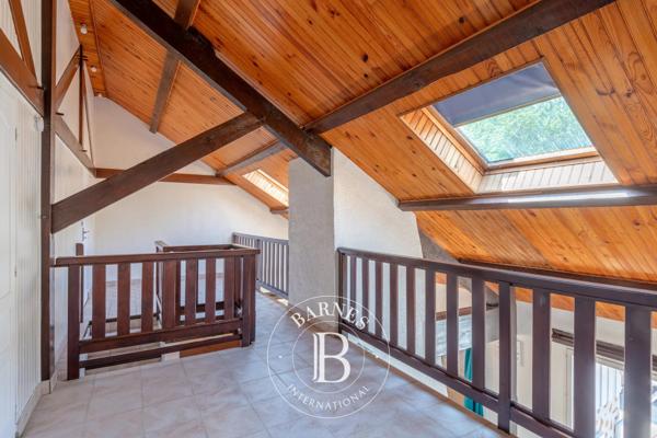 Tignieu-Jameyzieu, Maison  238 m² à vendre